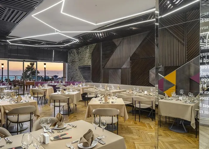 Star Elegance سيدي