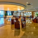 Resort Star Elegance Side