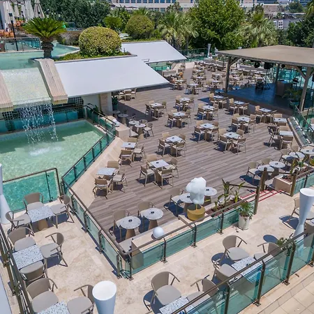 Resort Star Elegance