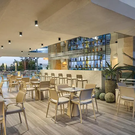 Star Elegance Resort Side