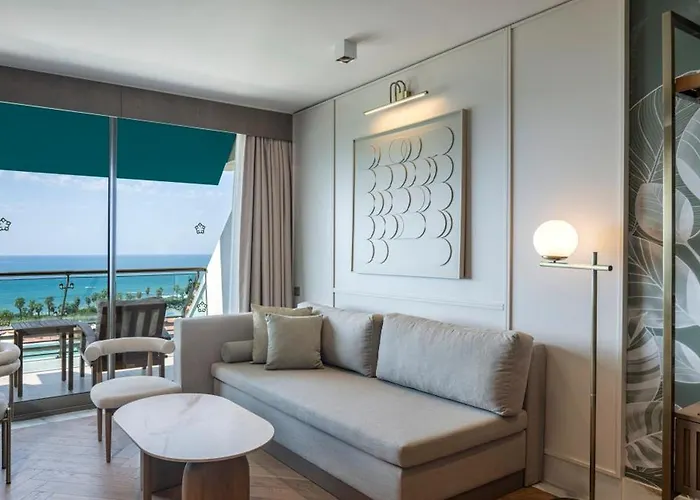 Star Elegance 5* Side