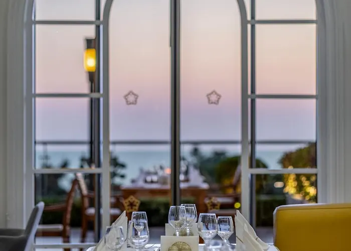 Resort Star Elegance Side