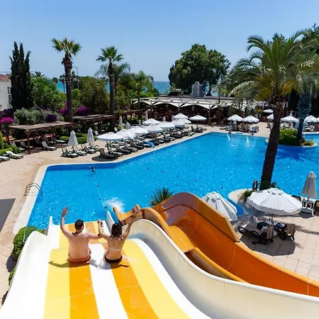 Semesteranläggning (resort) Star Elegance 5*