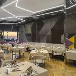 Star Elegance Side